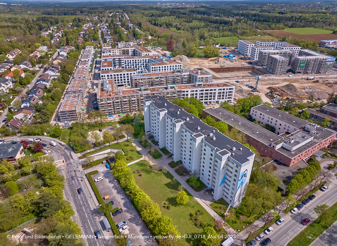 04.05.2023 - Luftbilder vom Alexisqaurtier und Pandion Verde in Neuperlach